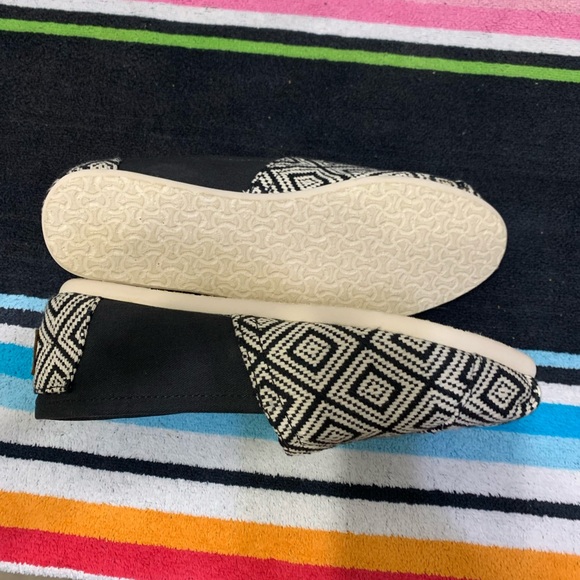 Toma  NWOT shoes - Picture 6 of 6